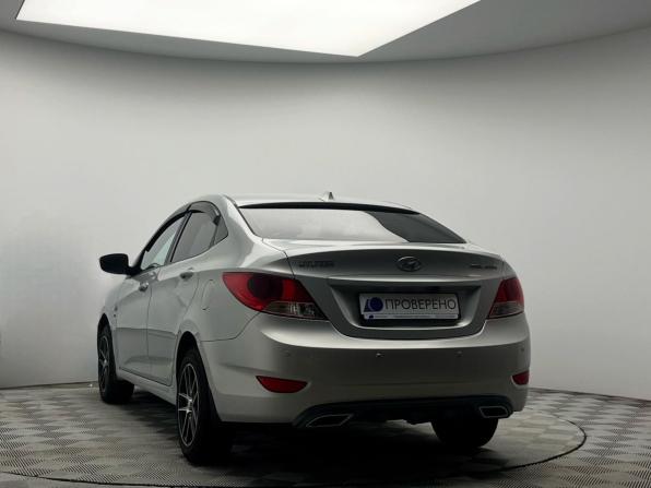 Hyundai Solaris I с пробегом 2013 года, цена 739 000 рублей, 146000 км, седан, Автокод Объявления