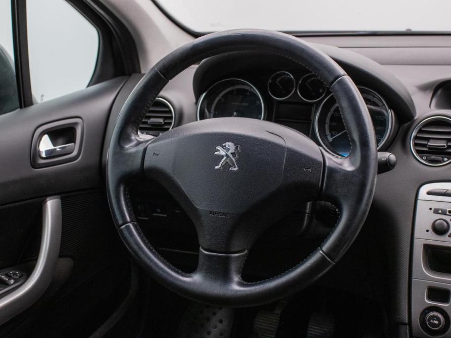Peugeot 408 I Москва  - изображение 15