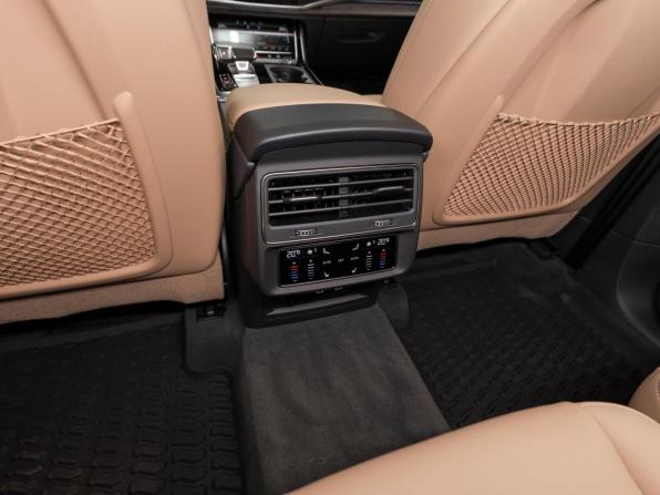 Audi Q7 II (4M) Рестайлинг 2 с пробегом 2025 года, цена 10 950 000 рублей, 5161 км, внедорожник, Автокод Объявления