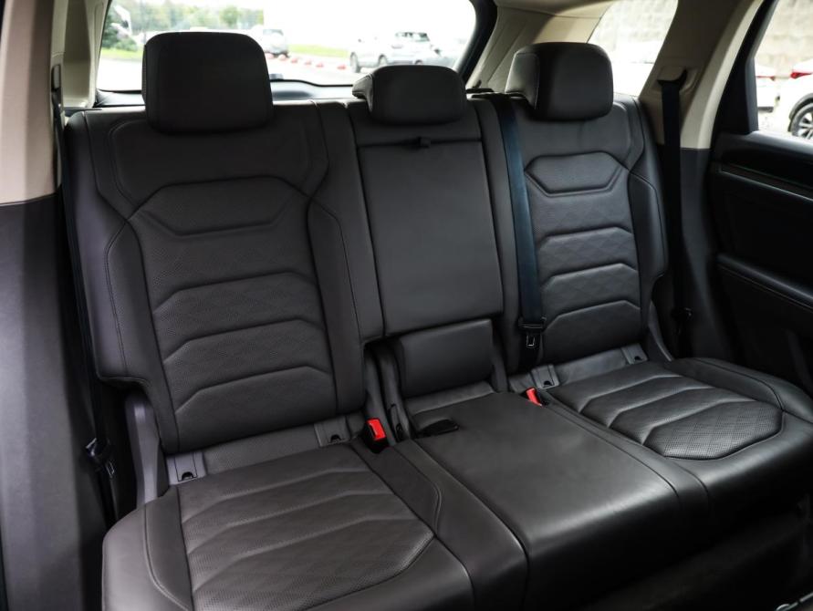 Volkswagen Touareg III Санкт-Петербург  - изображение 31