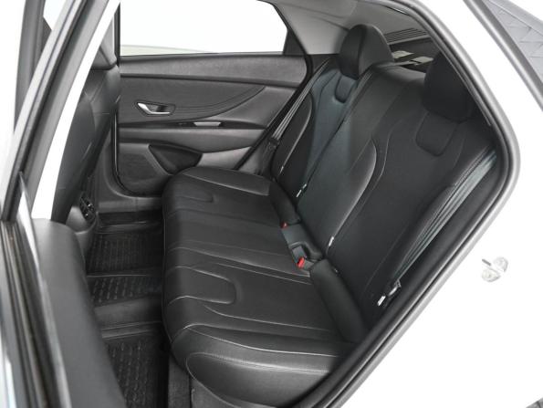 Hyundai Elantra VII (CN7) Рестайлинг с пробегом 2023 года, цена 1 960 000 рублей, 98465 км, седан, Автокод Объявления