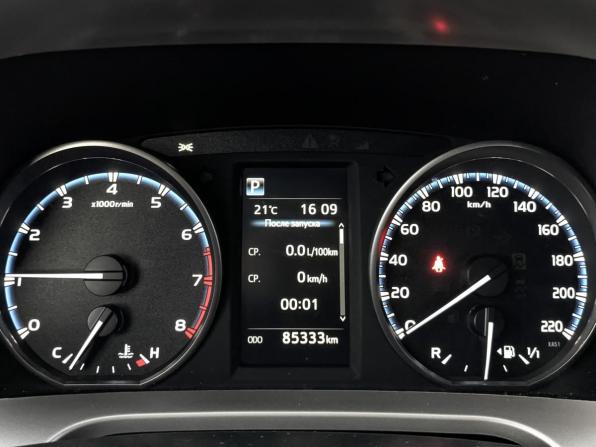 Toyota RAV4 IV (XA40) Рестайлинг с пробегом 2019 года, цена 2 665 000 рублей, 85332 км, внедорожник, Автокод Объявления