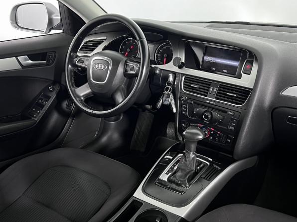 Audi A4 IV (B8) Рестайлинг с пробегом 2011 года, цена 1 089 000 рублей, 247000 км, седан, Автокод Объявления