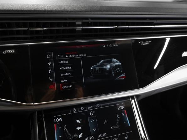 Audi Q8 I (4M) с пробегом 2018 года, цена 4 800 000 рублей, 118583 км, внедорожник, Автокод Объявления