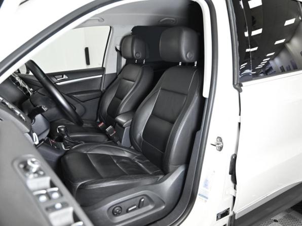 Volkswagen Tiguan I Рестайлинг с пробегом 2013 года, цена 875 000 рублей, 134694 км, внедорожник, Автокод Объявления