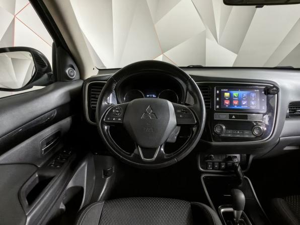 Mitsubishi Outlander III Рестайлинг 3 с пробегом 2019 года, цена 2 059 000 рублей, 135932 км, внедорожник, Автокод Объявления