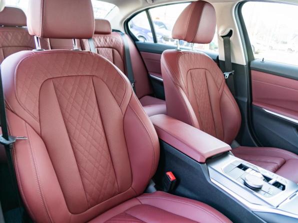 BMW i3 I (G28) с пробегом 2023 года, цена 5 290 000 рублей, 5196 км, седан, Автокод Объявления