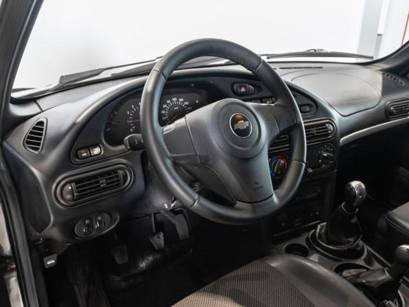 Chevrolet Niva I Рестайлинг с пробегом 2015 года, цена 579 545 рублей, 147100 км, внедорожник, Автокод Объявления