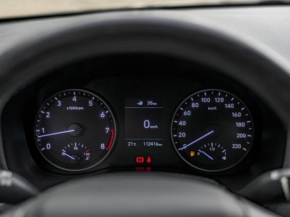 Hyundai Solaris II с пробегом 2018 года, цена 1 130 000 рублей, 112346 км, седан, Автокод Объявления