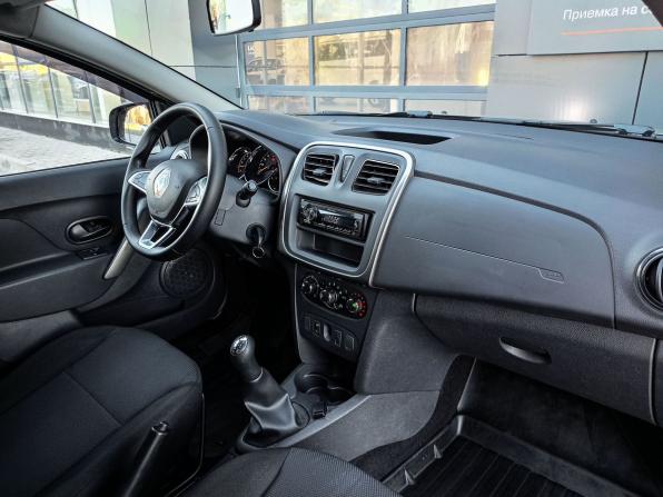 Renault Sandero II Рестайлинг с пробегом 2019 года, цена 1 219 438 рублей, 46135 км, хэтчбек, Автокод Объявления
