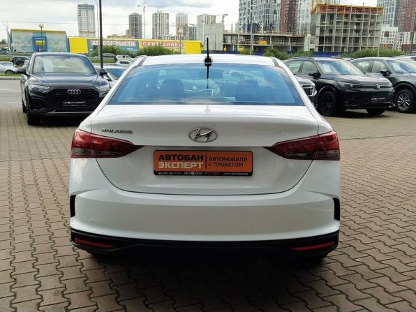 Hyundai Solaris II Рестайлинг с пробегом 2021 года, цена 1 299 000 рублей, 108995 км, седан, Автокод Объявления