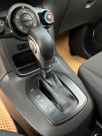 Ford Fiesta Mk6 Рестайлинг с пробегом 2018 года, цена 1 070 000 рублей, 98327 км, хэтчбек, Автокод Объявления