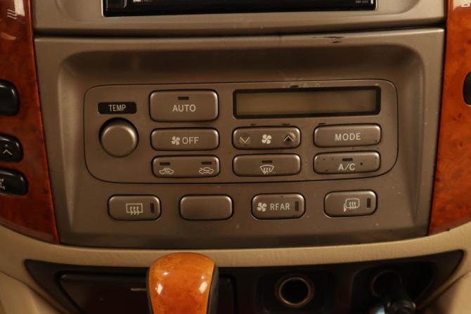 Toyota Land Cruiser 100 Series Рестайлинг 1 с пробегом 2003 года, цена 2 129 000 рублей, 530000 км, внедорожник, Автокод Объявления