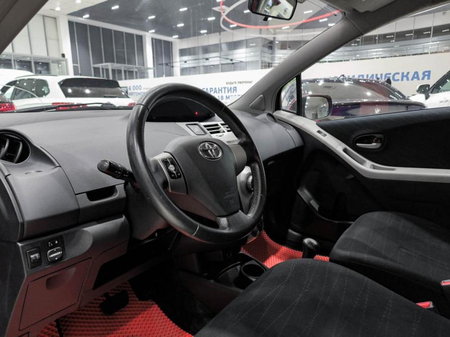 Toyota Yaris II Казань  - изображение 20