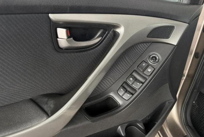 Hyundai Elantra V (MD) с пробегом 2011 года, цена 895 000 рублей, 223671 км, седан, Автокод Объявления