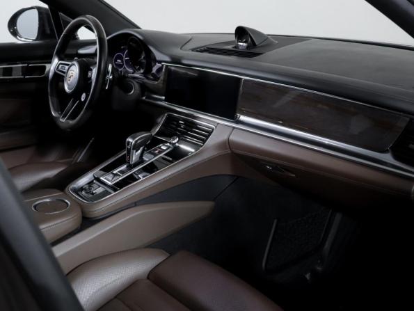 Porsche Panamera II Рестайлинг с пробегом 2020 года, цена 9 450 000 рублей, 40612 км, лифтбек, Автокод Объявления