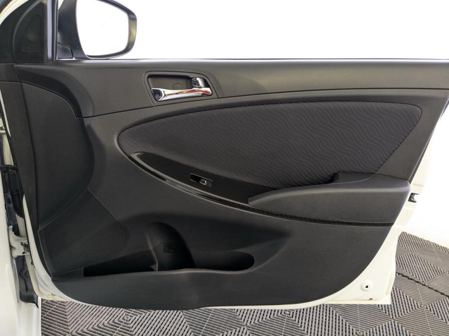 Hyundai Solaris I Москва  - изображение 20