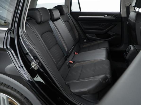 Volkswagen Passat B8 Рестайлинг с пробегом 2019 года, цена 3 399 050 рублей, 133731 км, универсал, Автокод Объявления