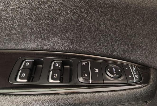 Kia Optima IV Рестайлинг с пробегом 2019 года, цена 1 960 000 рублей, 218786 км, седан, Автокод Объявления