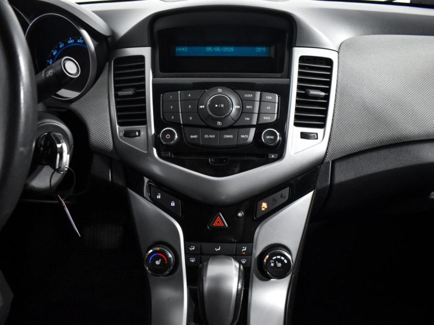 Chevrolet Cruze I Санкт-Петербург  - изображение 17