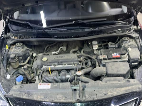 Hyundai Solaris I Рестайлинг с пробегом 2014 года, цена 825 000 рублей, 101000 км, хэтчбек, Автокод Объявления