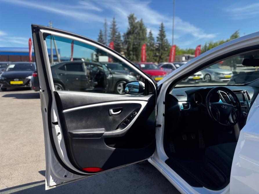 Hyundai i30 II Альметьевск  - изображение 10