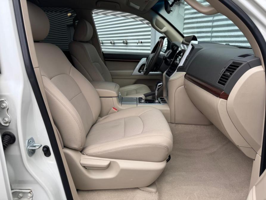 Toyota Land Cruiser 200 Series Рестайлинг 2 Иркутск  - изображение 32