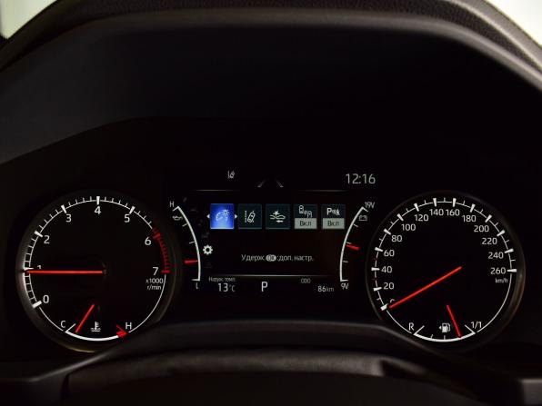 Toyota Land Cruiser 300 Series с пробегом 2023 года, цена 15 550 995 рублей, 84 км, внедорожник, Автокод Объявления