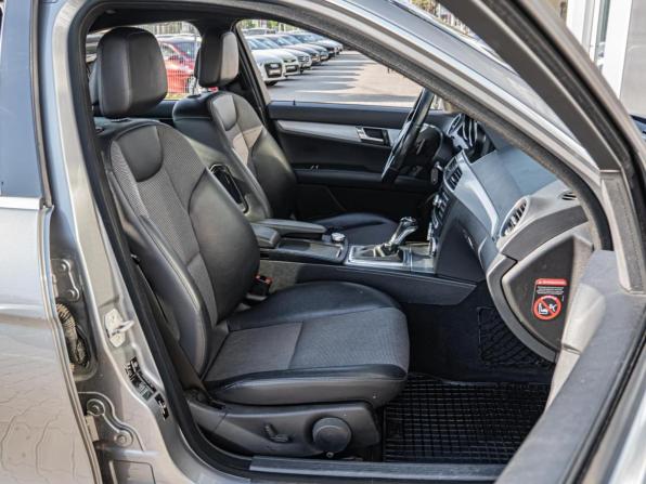 Mercedes-Benz C-Класс III (W204) Рестайлинг с пробегом 2013 года, цена 1 650 000 рублей, 242335 км, седан, Автокод Объявления