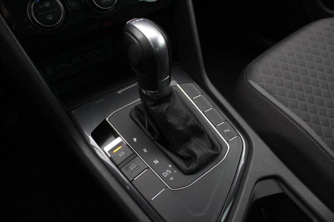 Volkswagen Tiguan II с пробегом 2018 года, цена 2 295 000 рублей, 151565 км, внедорожник, Автокод Объявления