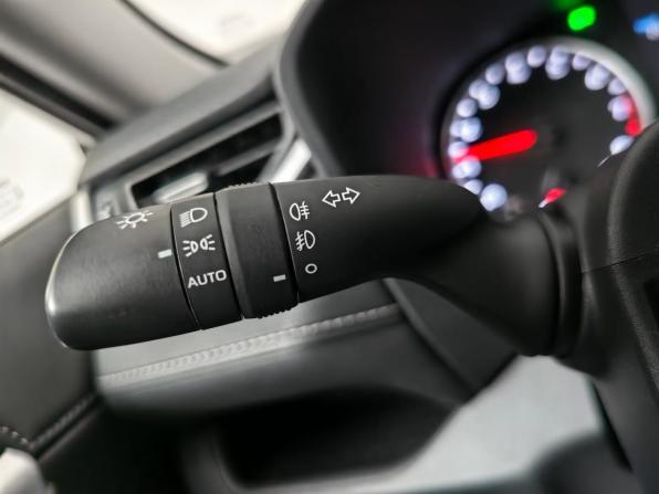 Toyota RAV4 V (XA50) с пробегом 2020 года, цена 3 222 000 рублей, 56828 км, внедорожник, Автокод Объявления