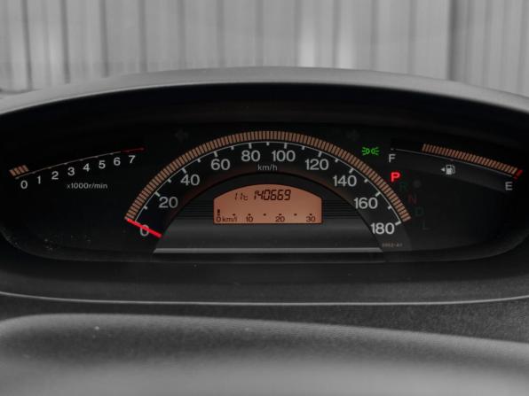 Honda Freed I с пробегом 2010 года, цена 990 000 рублей, 140669 км, компактвэн, Автокод Объявления
