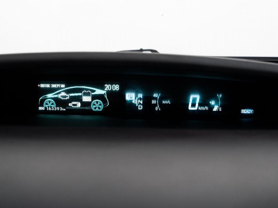 Toyota Prius III (XW30) Иркутск  - изображение 12