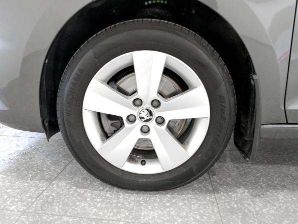 Skoda Rapid II с пробегом 2021 года, цена 1 852 500 рублей, 96600 км, лифтбек, Автокод Объявления