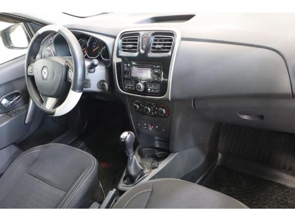 Renault Logan II с пробегом 2015 года, цена 654 000 рублей, 258200 км, седан, Автокод Объявления