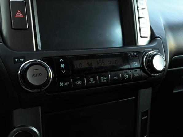 Toyota Land Cruiser Prado 150 Series с пробегом 2011 года, цена 2 699 000 рублей, 181777 км, внедорожник, Автокод Объявления