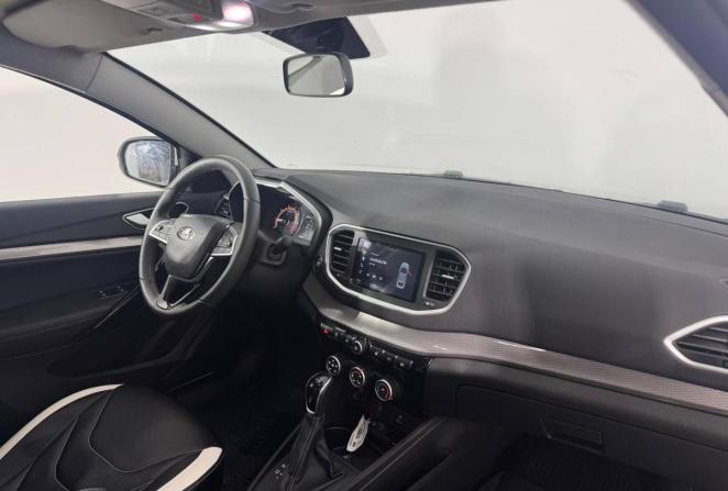 Lada (ВАЗ) Vesta I Рестайлинг (NG) с пробегом 2024 года, цена 1 330 000 рублей, 8075 км, седан, Автокод Объявления