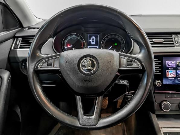 Skoda Octavia III (A7) Рестайлинг с пробегом 2020 года, цена 1 650 000 рублей, 147006 км, лифтбек, Автокод Объявления