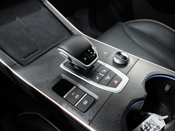 Omoda C5 I с пробегом 2024 года, цена 1 822 000 рублей, 22000 км, внедорожник, Автокод Объявления