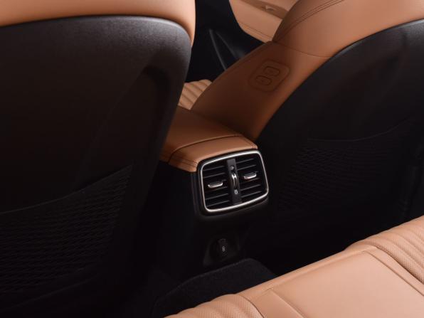 Genesis G70 I Рестайлинг с пробегом 2020 года, цена 3 484 995 рублей, 35727 км, седан, Автокод Объявления