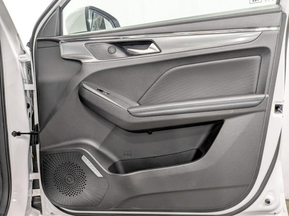 Haval Jolion I с пробегом 2023 года, цена 1 775 000 рублей, 28342 км, внедорожник, Автокод Объявления