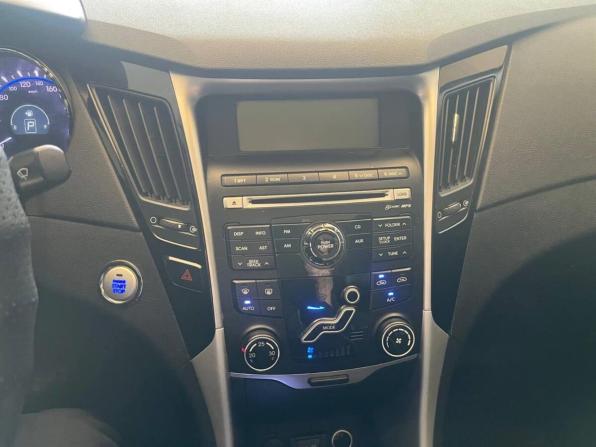 Hyundai Sonata VI (YF) с пробегом 2011 года, цена 874 000 рублей, 251716 км, седан, Автокод Объявления
