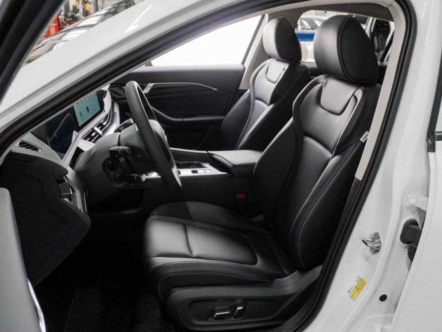 FAW Bestune B70 I Рестайлинг Тюмень  - изображение 10