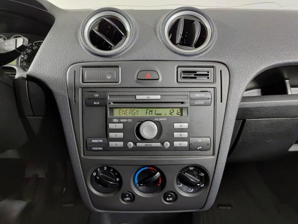 Ford Fusion I Рестайлинг с пробегом 2007 года, цена 350 000 рублей, 198140 км, хэтчбек, Автокод Объявления