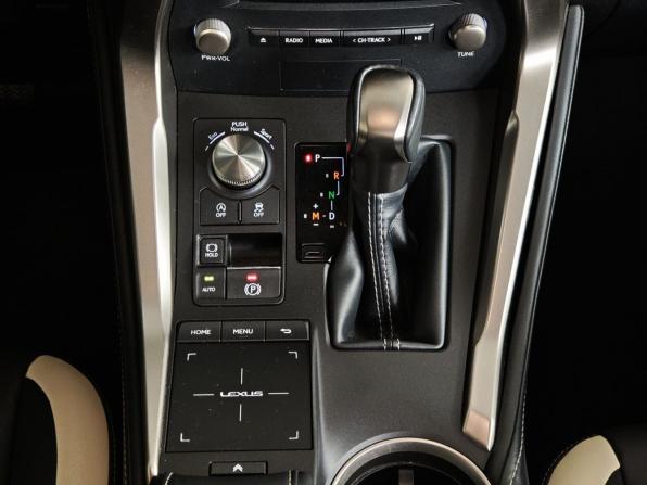 Lexus NX I Рестайлинг с пробегом 2019 года, цена 3 250 000 рублей, 94068 км, внедорожник, Автокод Объявления
