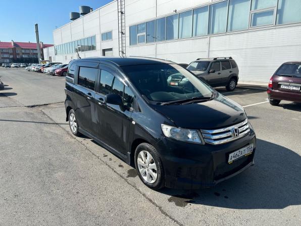 Honda Freed I с пробегом 2011 года, цена 1 120 000 рублей, 220731 км, компактвэн, Автокод Объявления