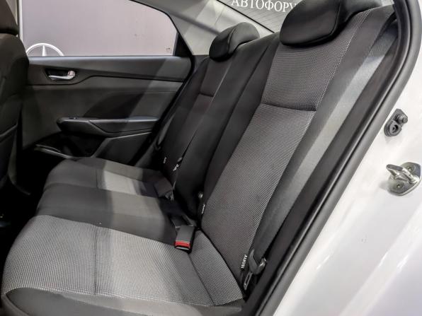 Hyundai Solaris II Рестайлинг с пробегом 2022 года, цена 1 615 000 рублей, 71375 км, седан, Автокод Объявления