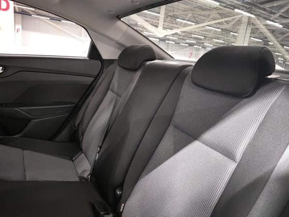 Hyundai Solaris II Рестайлинг с пробегом 2021 года, цена 1 410 000 рублей, 62639 км, седан, Автокод Объявления