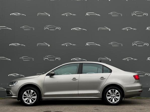 Volkswagen Jetta VI Рестайлинг с пробегом 2017 года, цена 1 379 700 рублей, 124587 км, седан, Автокод Объявления