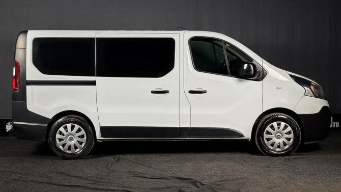 Renault Trafic III с пробегом 2017 года, цена 2 000 000 рублей, 205010 км, минивэн, Автокод Объявления